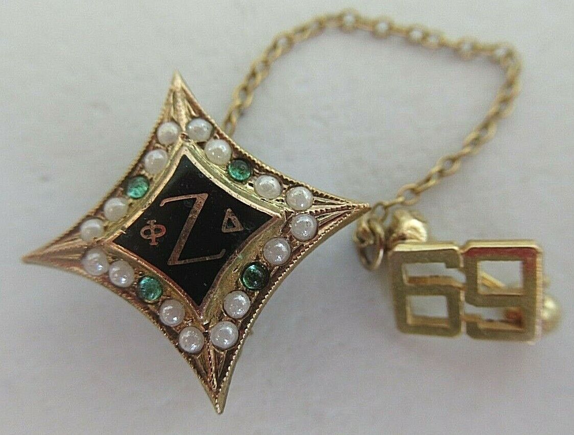 USA FRATERNITY PIN PHI ZETA DELTA. MADE IN GOLD FILLED. MARKED. 1333