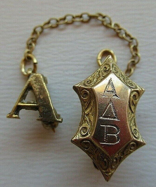 USA FRATERNITY PIN ALPHA DELTA BETA. MADE IN GOLD FILLED. 1238