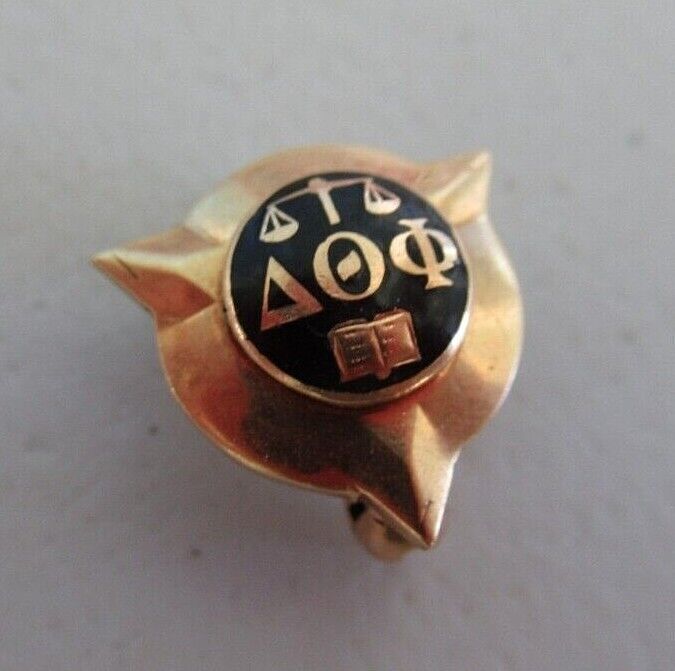 USA FRATERNITY PIN DELTA THETA PHI. MADE IN GOLD. MARKED. 1829