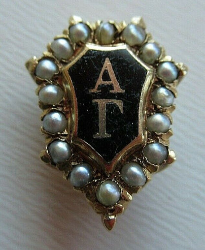 美国兄弟会 PIN ALPHA GAMMA PHI。 14K 金制成。已标记。 1229