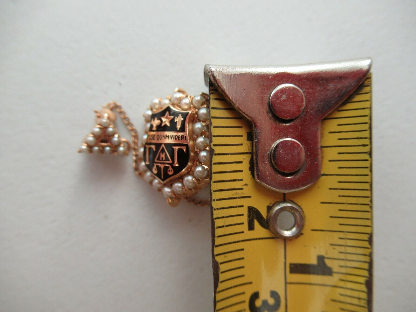 USA FRATERNITY PIN GAMMA DELTA GAMMA. MADE IN GOLD. NAMED. 1147