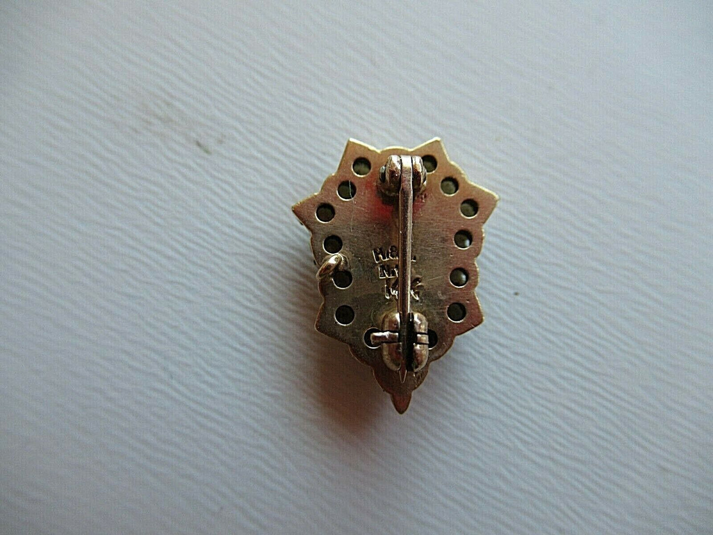 USA FRATERNITY PIN ALPHA GAMMA PHI. MADE IN GOLD 14K. MARKED. 1229