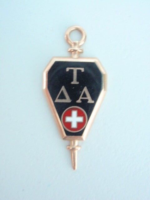 USA FRATERNITY PIN TAU DELTA ALPHA . MADE IN GOLD NAMED & DATED 1949.