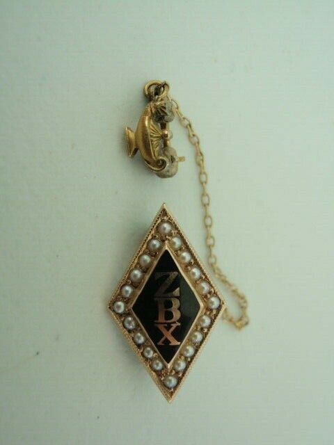 USA FRATERNITY PIN ZETA BETA CHI. MADE IN GOLD. MARKED. 683