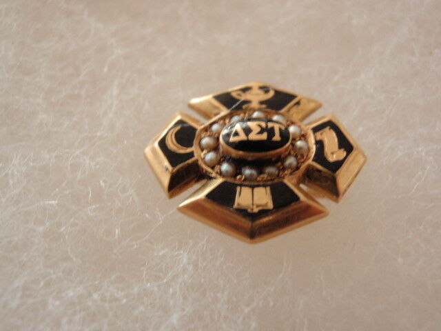 USA FRATERNITY PIN DELTA SIGMA TAU. MADE IN GOLD 14K.3.01GR.  PEARLS.