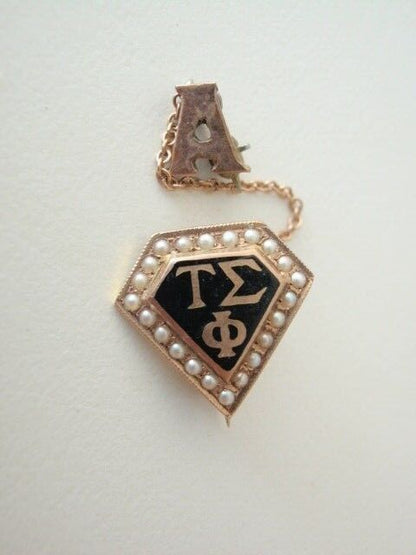 USA FRATERNITY PIN TAU SIGMA PHI. MADE IN GOLD 10K. PEARLS. MARKED. 35