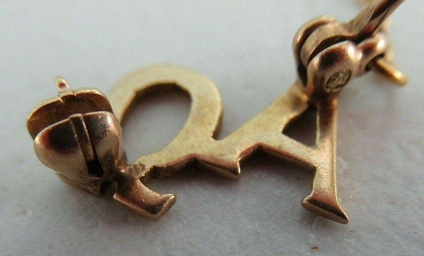 USA FRATERNITY PIN TAU GAMMA DELTA. MADE IN GOLD. 1775