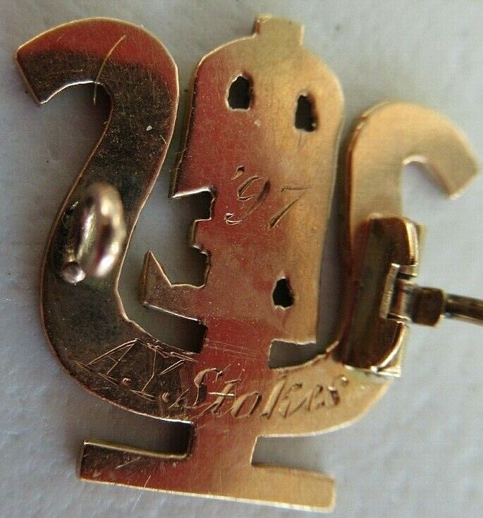 美国兄弟会 PIN PSI THETA EPSILON。黄金制造。日期为 1897 年！命名