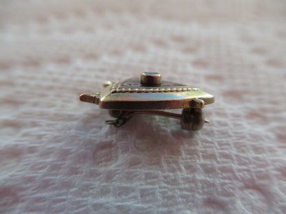 USA FRATERNITY PIN THETA BETA CHI. MADE IN GOLD 10K. RUBY. NAMED. MARK