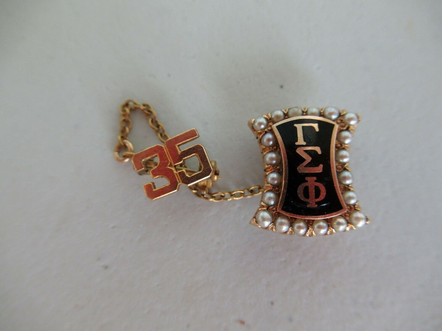 USA FRATERNITY PIN GAMMA SIGMA PHI. MADE IN GOLD 14K. NAMED. MARKED. 7