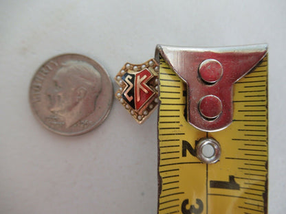 USA FRATERNITY PIN SIGMA KAPPA. MADE IN GOLD. 904