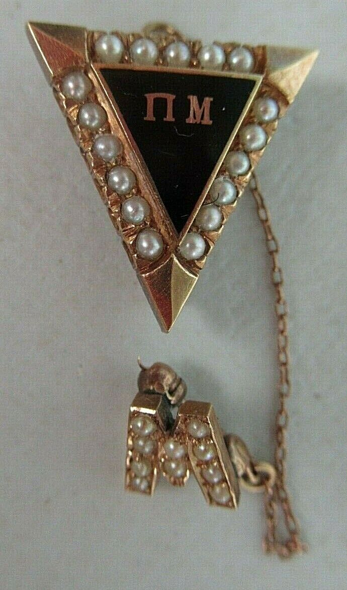 USA FRATERNITY PIN PI MU. MADE IN GOLD 14K. DATED 1931. NAMED. MARKED.