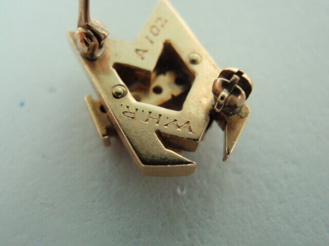 USA FRATERNITY PIN SIGMA PHI SIGMA. MADE IN GOLD. NAMED. #102. ALPHA C