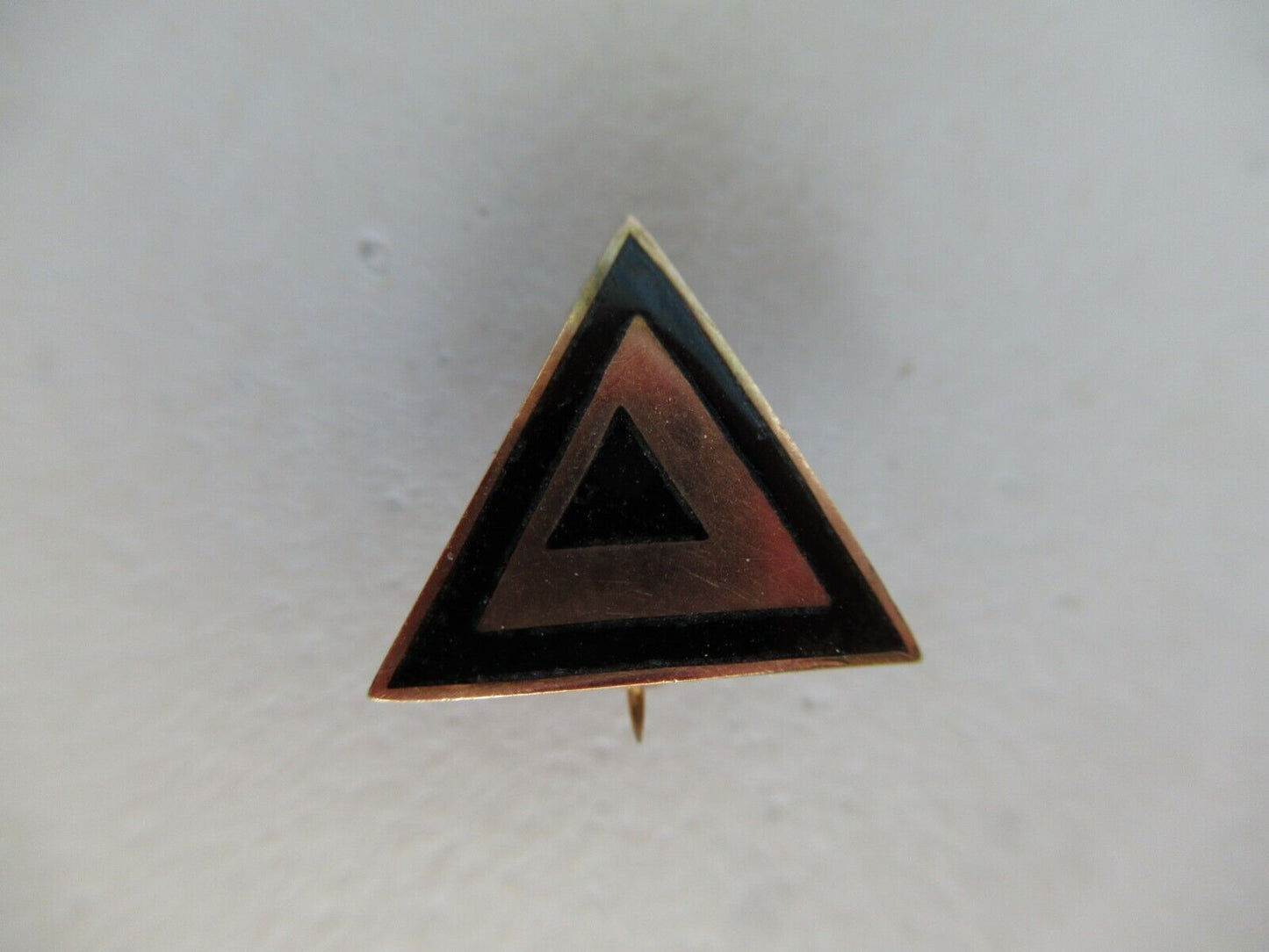 USA FRATERNITY PIN DELTA DELTA. 846