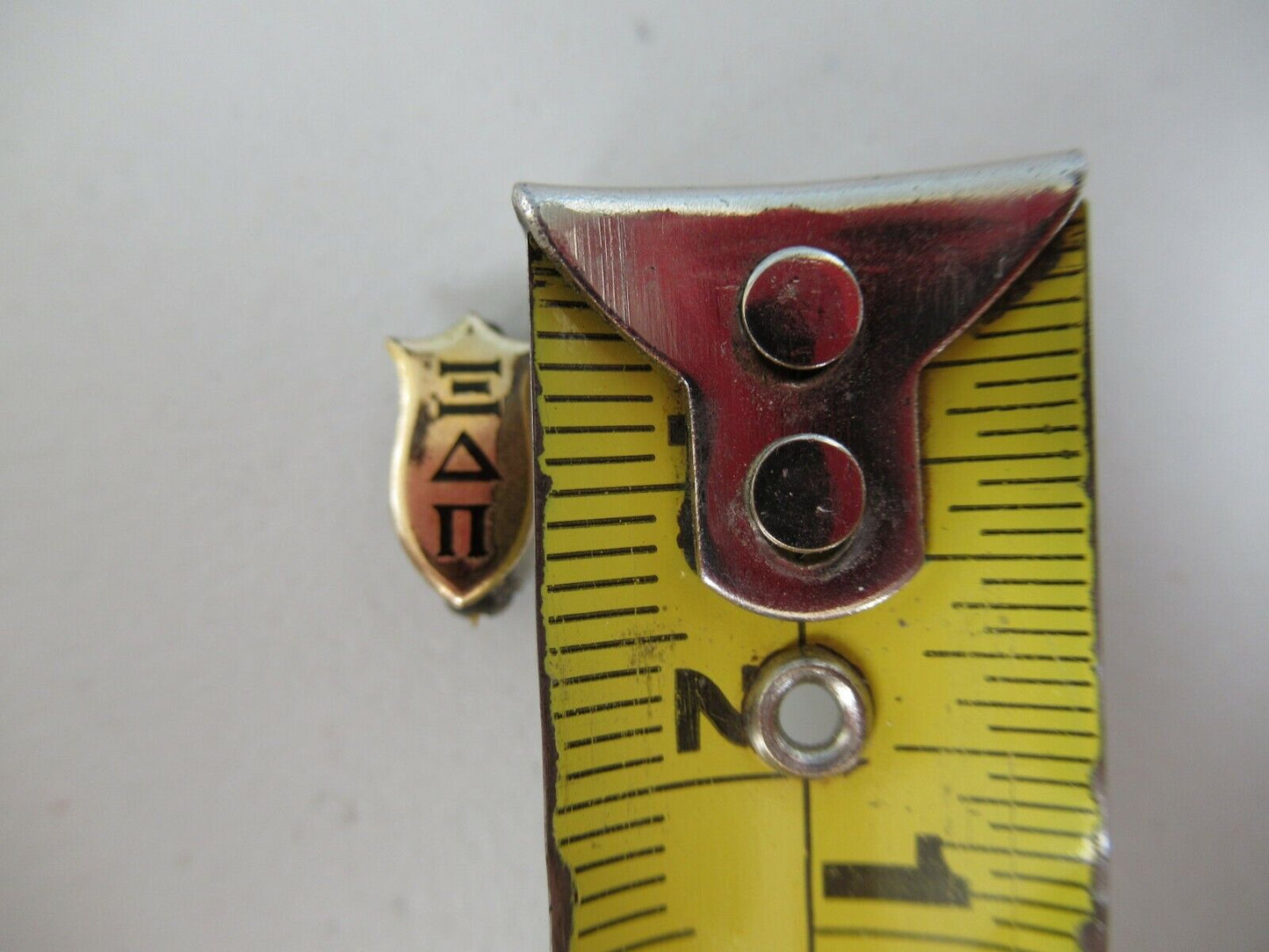 USA FRATERNITY PIN XI  DELTA PI. MADE IN GOLD FILLED. MARKED. 1689