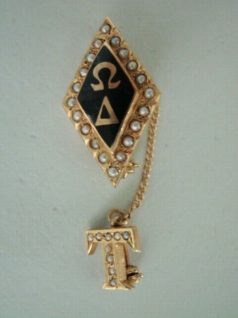 USA FRATERNITY PIN OMEGA DELTA. MADE IN GOLD 14K. NAMED. MARKED. 522