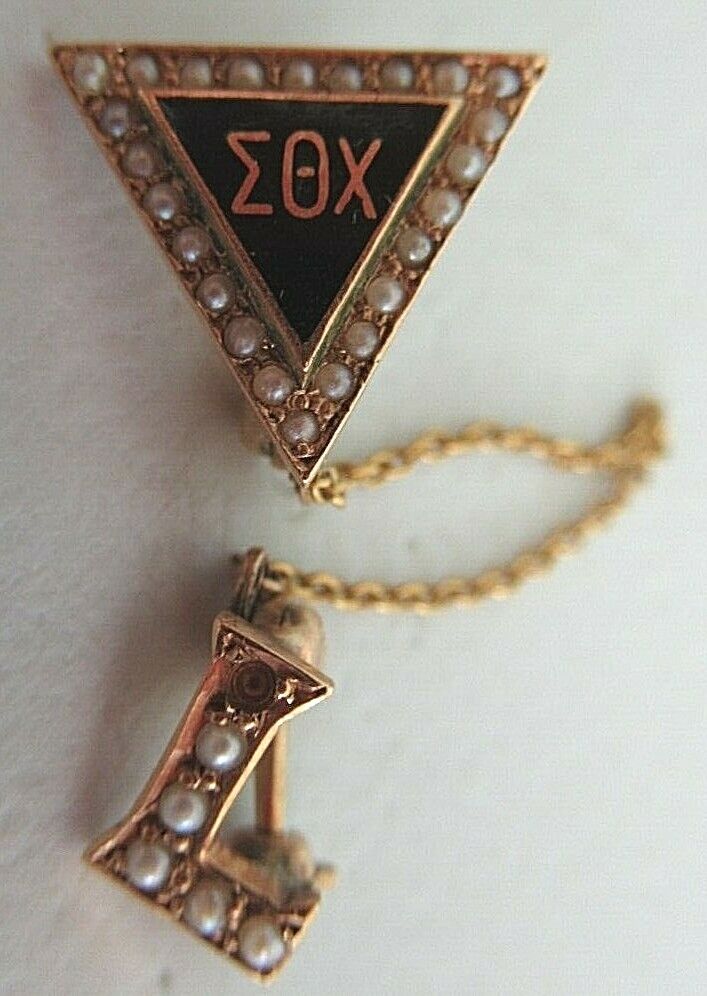 USA FRATERNITY PIN SIGMA THETA CHI. MADE IN GOLD 14K. NAMED. MARKED. 1