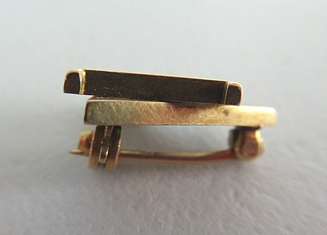 USA FRATERNITY PIN MU DELTA. MADE IN GOLD. NAMED. 1443