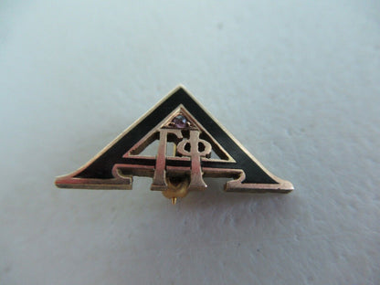 USA FRATERNITY PIN ALPHA GAMMA PHI. MADE IN GOLD 10K. RUBY. MARKED. 11