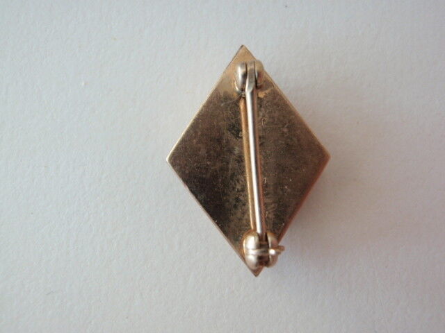 USA FRATERNITY PIN IOTA PHI TAU. MADE IN GOLD. PEARLS. 345