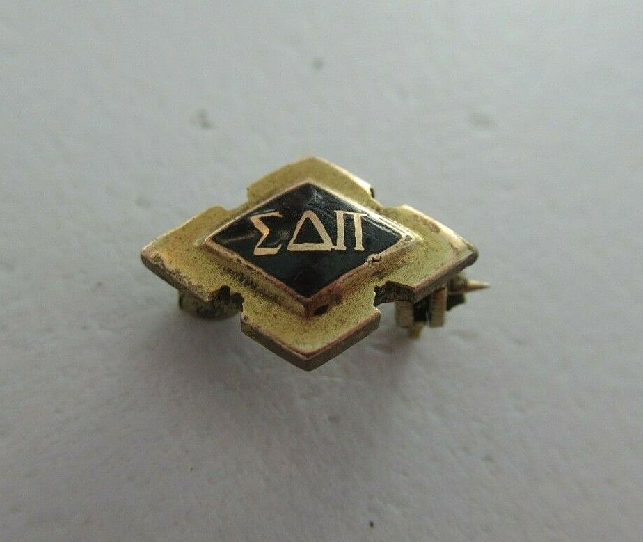 USA FRATERNITY PIN SIGMA DELTA PI. MADE IN GOLD FILLED. MARKED. 1576