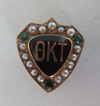 USA FRATERNITY PIN THETA KAPPA TAU. MADE IN GOLD. 1919. NAMED. MARKED.