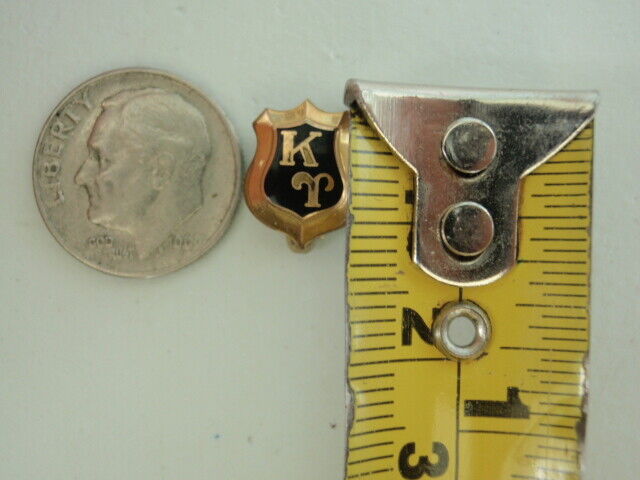 USA FRATERNITY PIN KAPPA UPSILION. MADE IN 1/10 10K. MARKED . 553