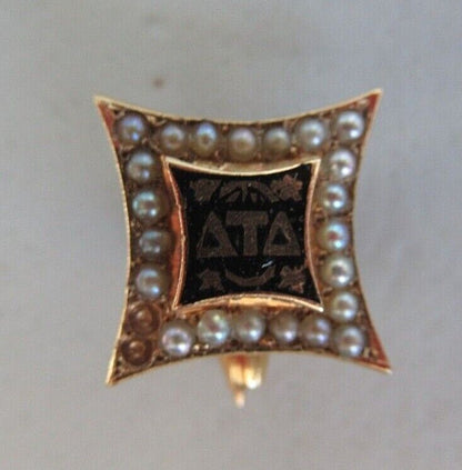 美国兄弟会 PIN DELTA TAU DELTA。黄金制造。 1831年