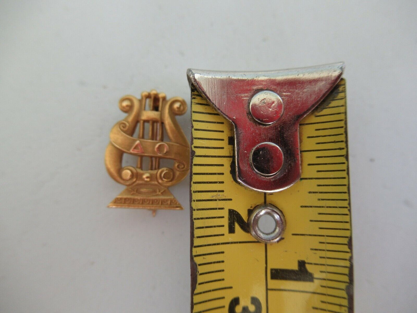 美国兄弟会 PIN DELTA OMICRON。 14K 金制成。已标记。第1361章