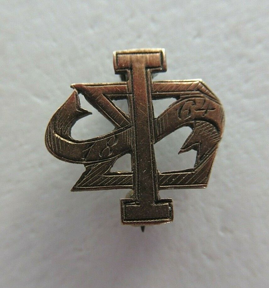 USA FRATERNITY PIN IONA SIGMA. MADE IN GOLD. 1479