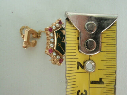 USA FRATERNITY PIN KAPPA DELTA XI. MADE IN GOLD. DATED 1970. NAMED. MA