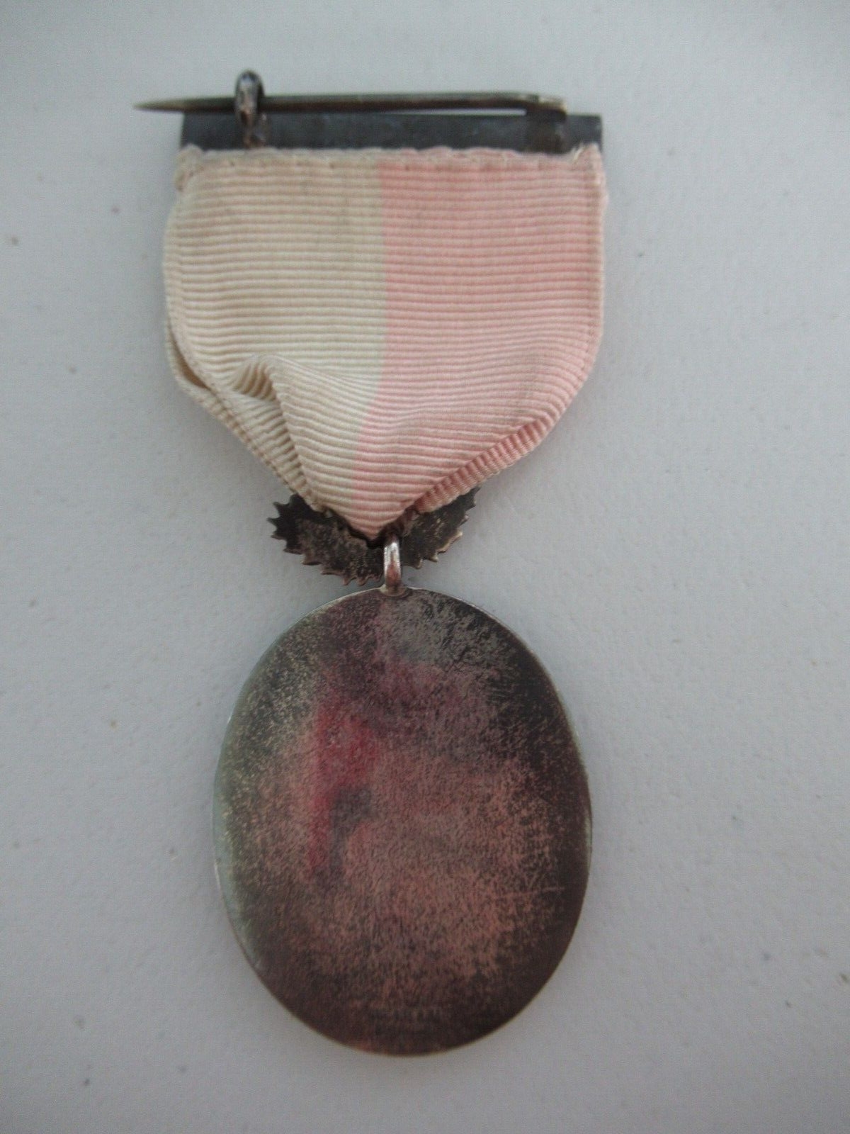 USA SOCIETY BADGE MEDAL FOR THE NEW ENGLAND SOCIETY 1905 BY 'TIFFANY'!