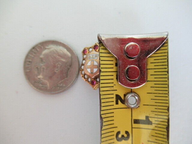 USA FRATERNITY PIN BETA CHI RHO. MADE IN GOLD 10K. PEARLS. RUBIES. 738