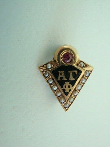 USA FRATERNITY PIN ALPHA GAMMA PHI. MADE IN GOLD 14K. 638