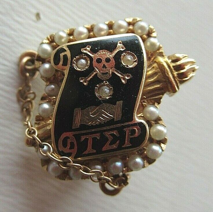 USA FRATERNITY PIN TAU SIGMA RHO. MADE IN GOLD. 1930. NAMED. 1307