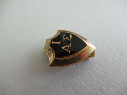 USA FRATERNITY PIN IOTA ALPHA SIGMA. MADE IN GOLD. 967