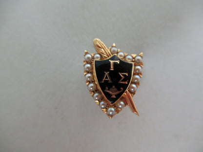 USA FRATERNITY PIN GAMMA ALPHA SIGMA. MADE IN GOLD. NAMED. 764