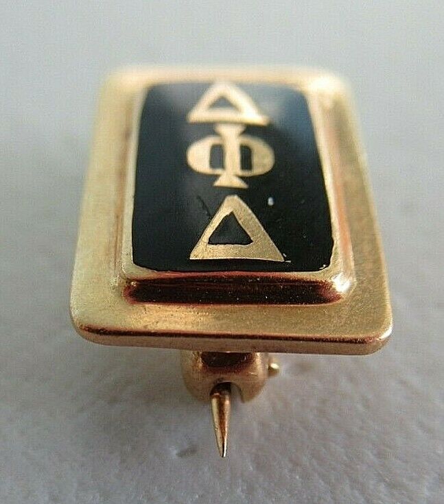 USA FRATERNITY PIN DELTA PHI DELTA. MADE IN GOLD. MARKED. 1365