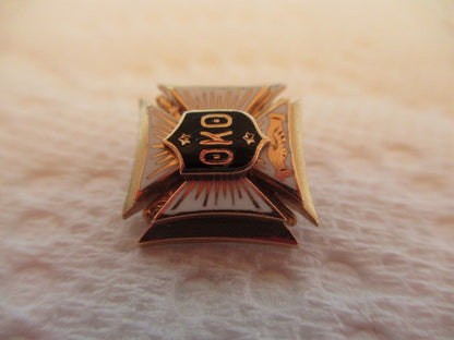 USA FRATERNITY PIN THETA KAPPA THETA. MADE IN GOLD. 1927. NAMED. 1181