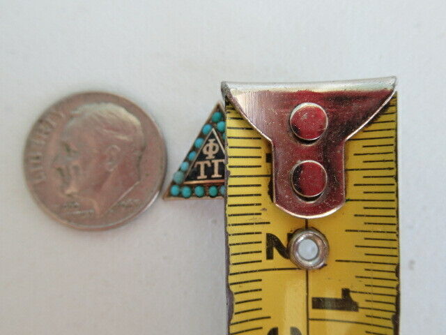 USA FRATERNITY PIN PHI TAU GAMMA. MADE IN GOLD. 728