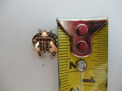 USA FRATERNITY PIN PI DELTA. MADE IN GOLD. 1596