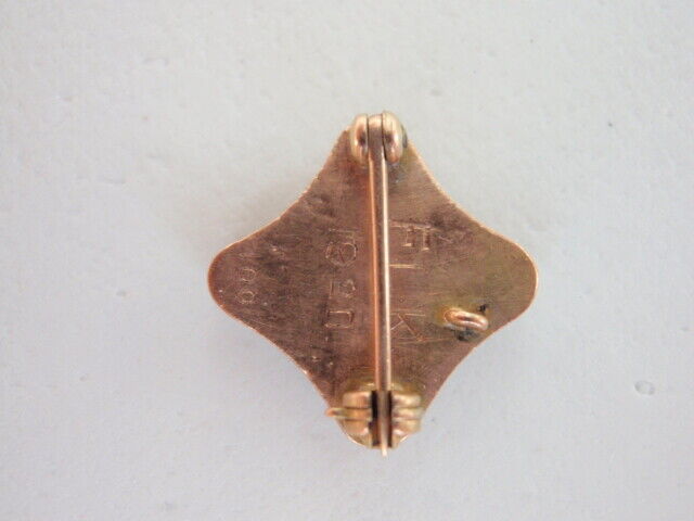 USA FRATERNITY PIN PHI MU SIGMA. MADE IN GOLD. 1920. NAMED. 372