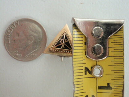 USA FRATERNITY PIN SIGMA RHO ALPHA. MADE IN GOLD. 1902. OBSOLETE. RARE