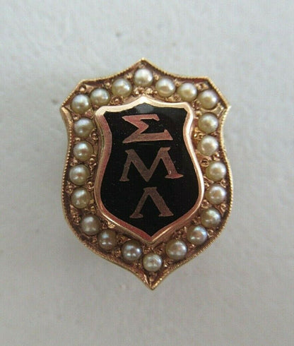 USA FRATERNITY PIN SIGMA MU LAMBDA. MADE IN GOLD 10K. MARKED. 1520