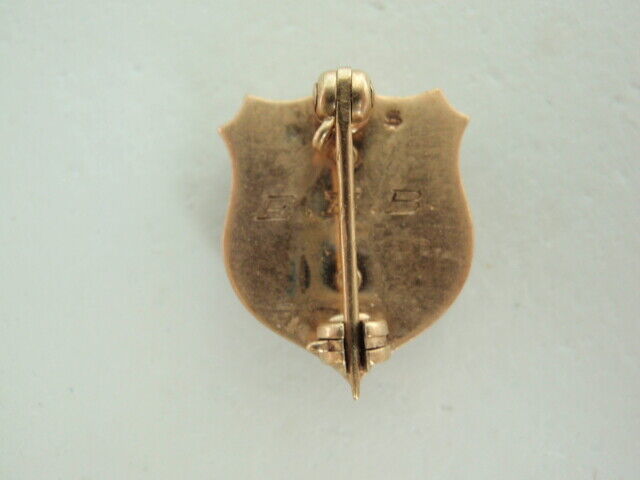 USA FRATERNITY PIN KAPPA DELTA GAMMA. MADE IN GOLD. NAMED. MARKED. 545