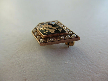 USA FRATERNITY PIN NU SIGMA DELTA. MADE IN GOLD 10K. MARKED 1403