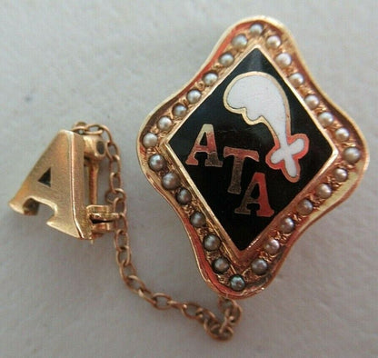 USA FRATERNITY PIN ALPHA TAU ALPHA. MADE IN GOLD 14K. NAMED. MARKED. 1