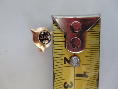 USA FRATERNITY PIN DELTA THETA PHI. MADE IN GOLD. MARKED. 1829