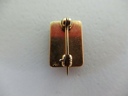 USA FRATERNITY PIN DELTA PHI DELTA. MADE IN GOLD. MARKED. 1365