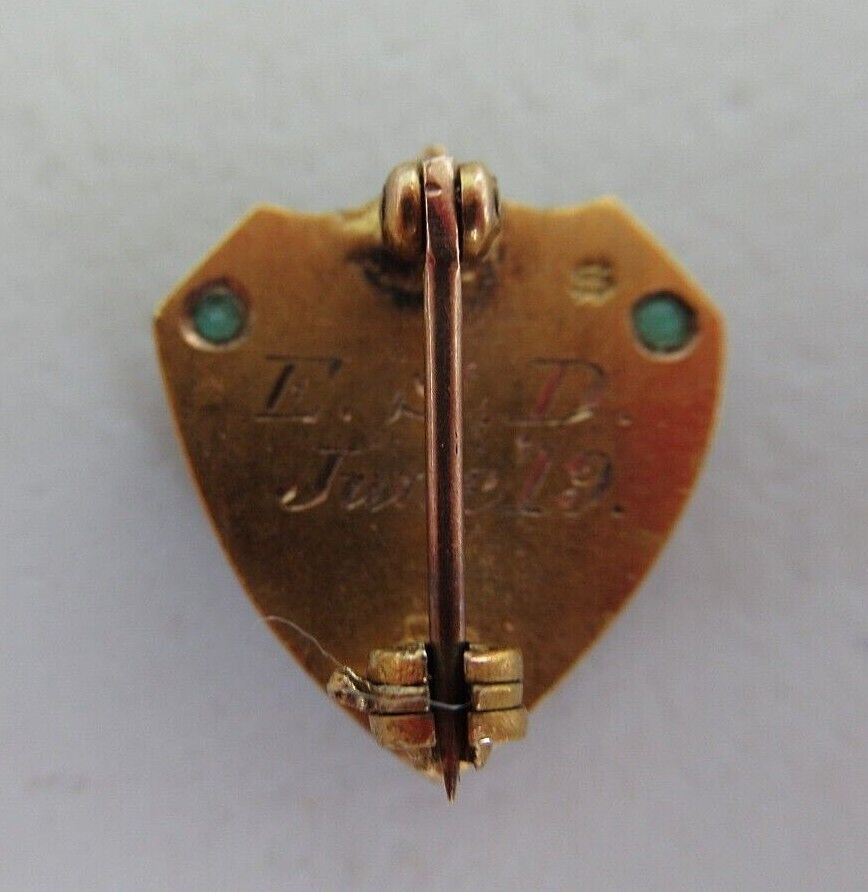 USA FRATERNITY PIN THETA KAPPA TAU. MADE IN GOLD. 1919. NAMED. MARKED.